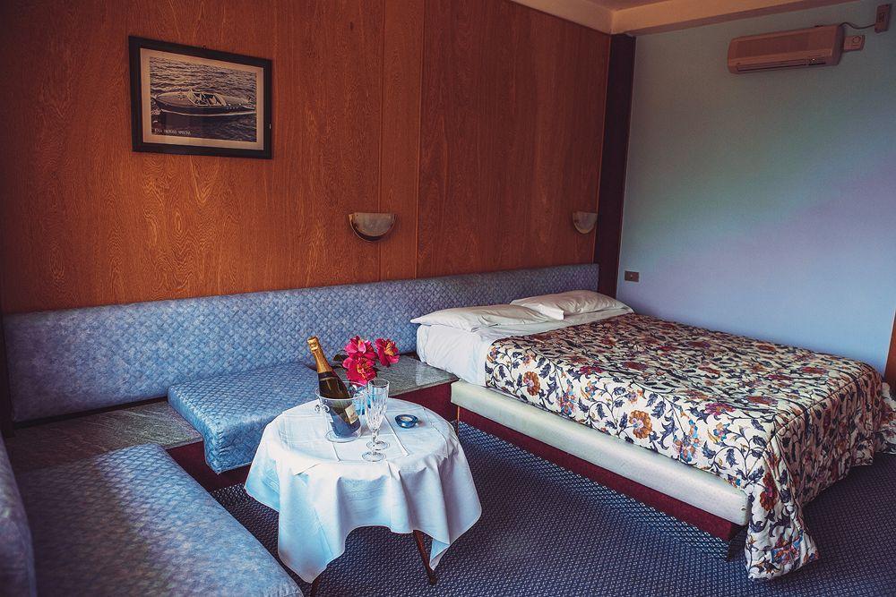 Hotel Nautilus Вальмадрера Екстер'єр фото