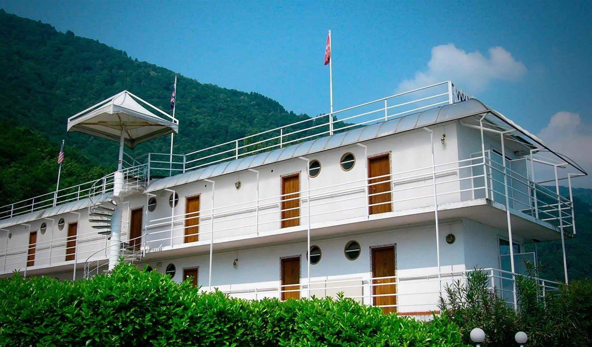 Hotel Nautilus Вальмадрера Екстер'єр фото