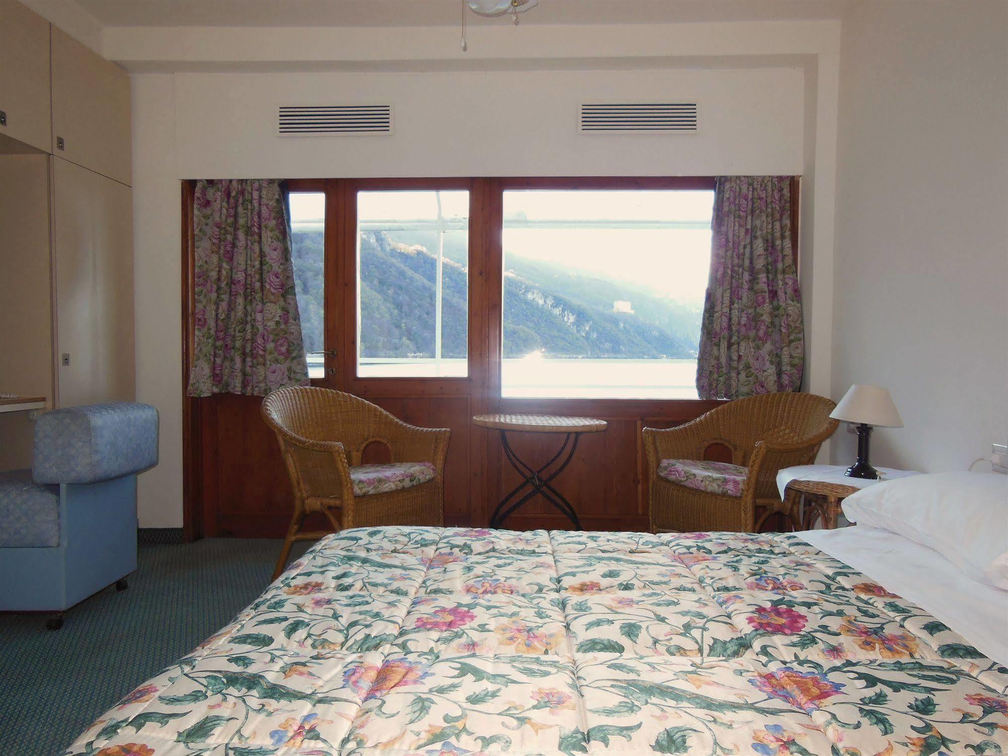 Hotel Nautilus Вальмадрера Екстер'єр фото