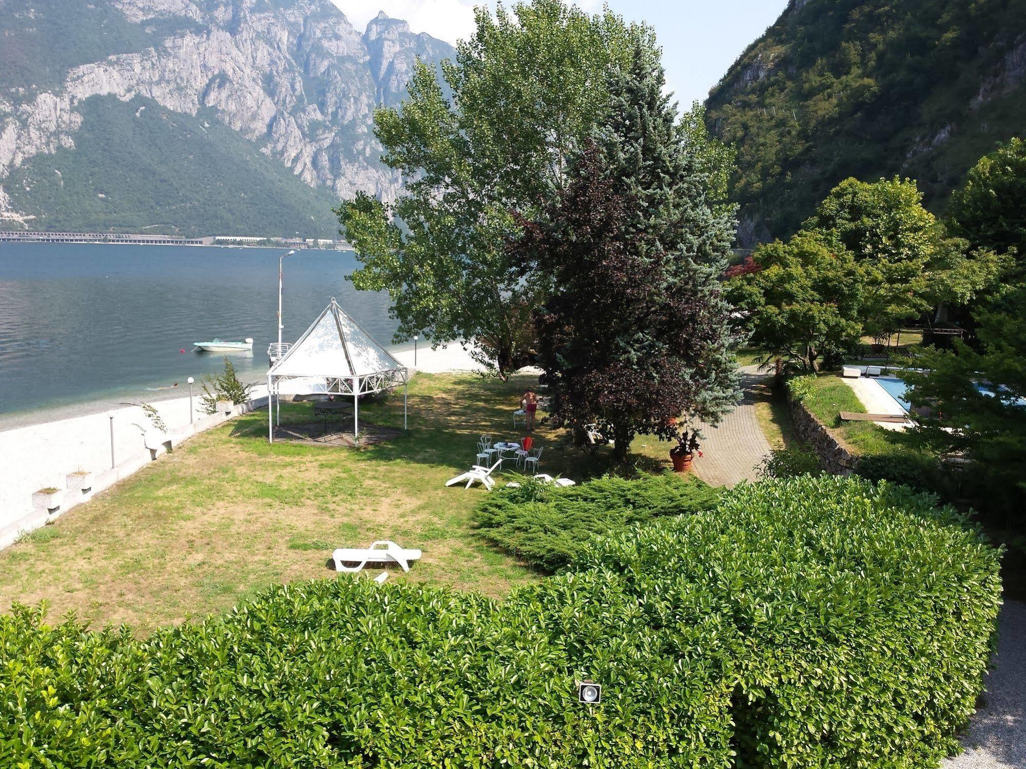 Hotel Nautilus Вальмадрера Екстер'єр фото